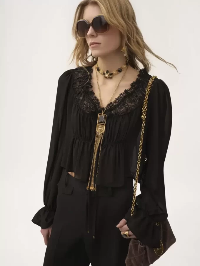 Scoop-neck cropped top in silk georgette & lace Scoop-neck cropped top in silk georgette & lace