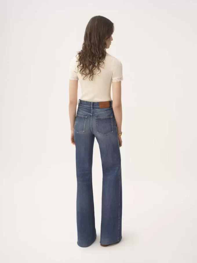 Scoop-neck fitted top in a wool knit & lace Scoop-neck fitted top in a wool knit & lace