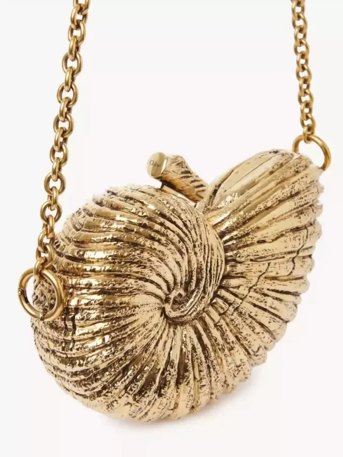 Sea Treasures Shell minaudière in metal Sea Treasures Shell minaudière in metal