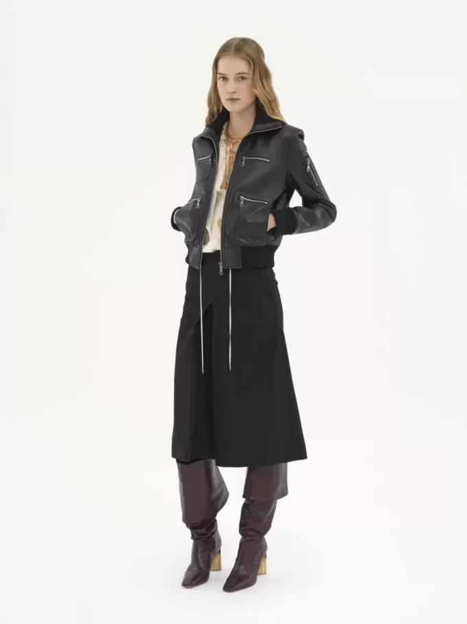 Short blouson in leather Short blouson in leather