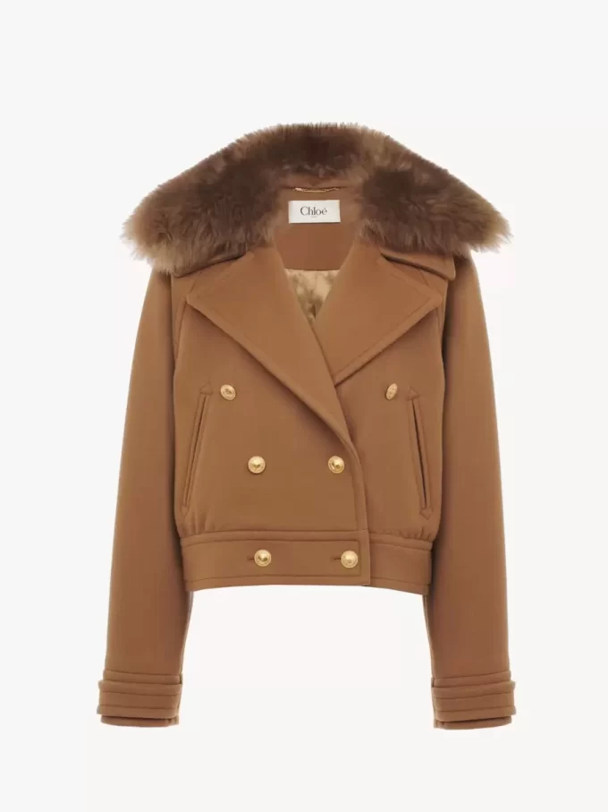 Short boxy double-breasted coat in soft wool Short boxy double-breasted coat in soft wool