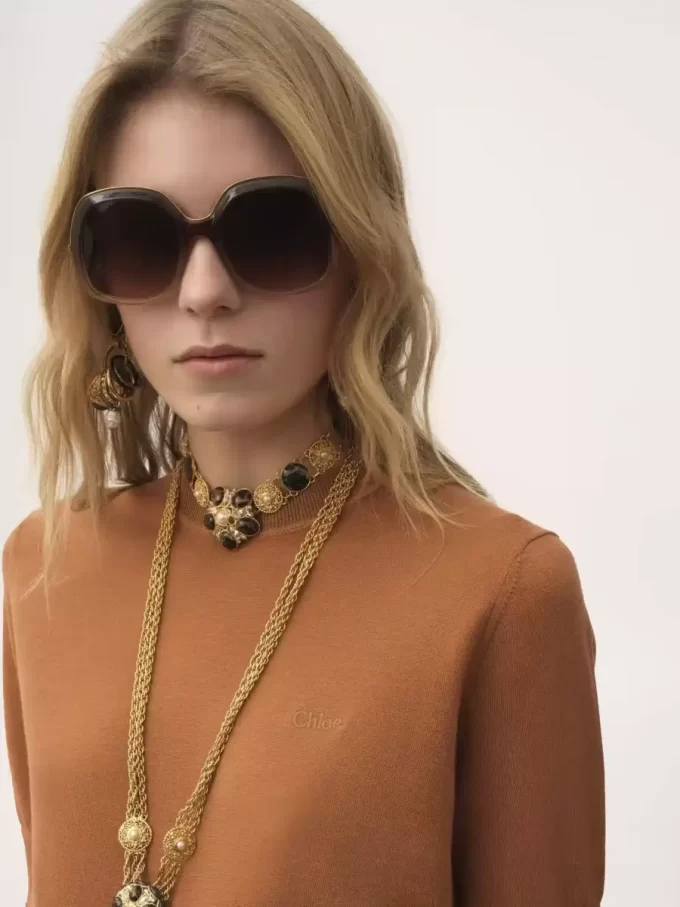 Short-sleeve logo sweater in a fine merino wool knit Short-sleeve logo sweater in a fine merino wool knit