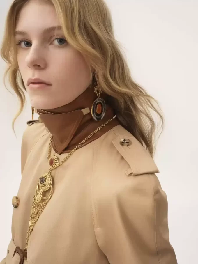 Short trench coat in cotton gabardine Short trench coat in cotton gabardine