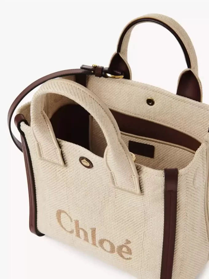 Small Chloé Carry tote bag in raffia-effect fibers Small Chloé Carry tote bag in raffia-effect fibers