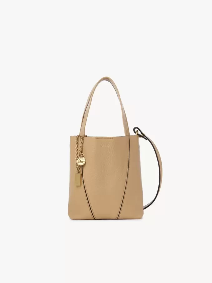 Small Chloé Spin tote bag in grained leather Small Chloé Spin tote bag in grained leather
