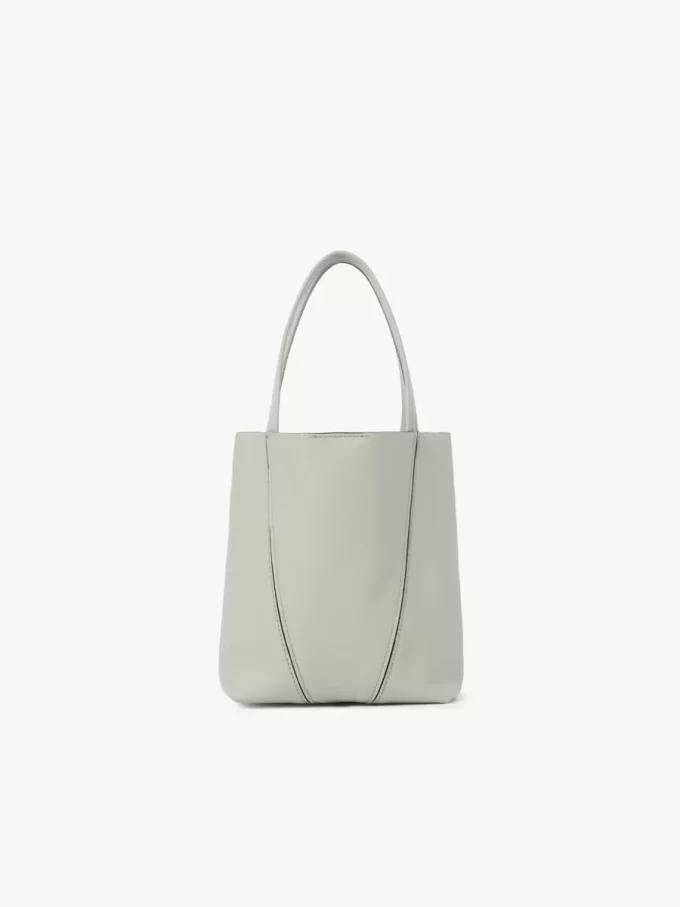 Small Chloé Spin tote bag in grained leather Small Chloé Spin tote bag in grained leather