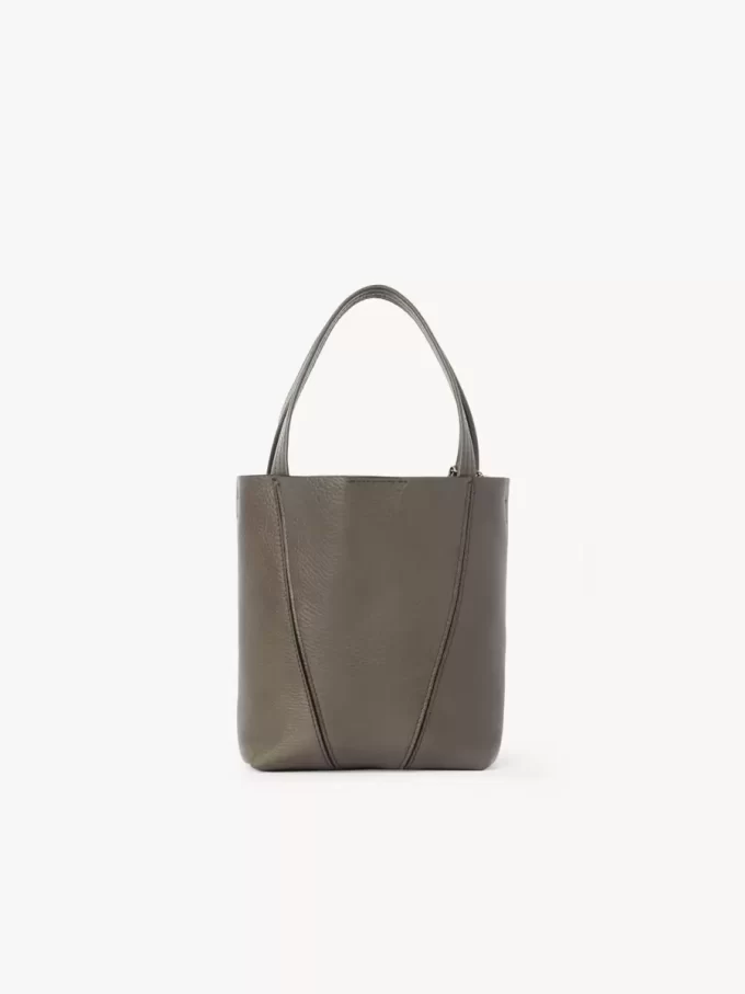 Small Chloé Spin tote bag in grained leather Small Chloé Spin tote bag in grained leather