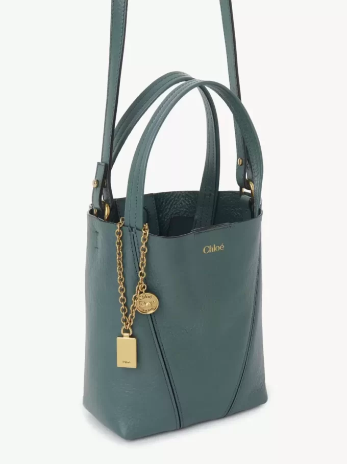 Small Chloé Spin tote bag in grained leather Small Chloé Spin tote bag in grained leather