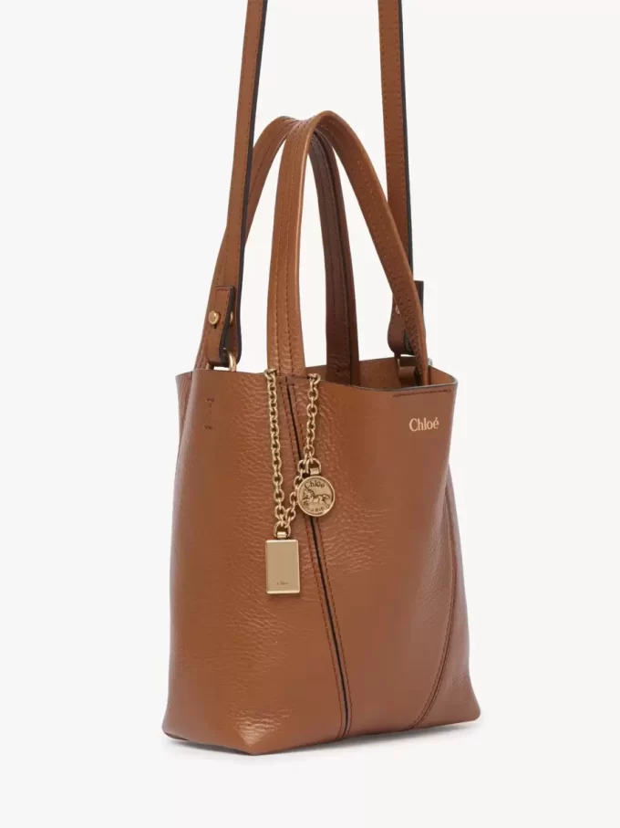 Small Chloé Spin tote bag in grained leather Small Chloé Spin tote bag in grained leather