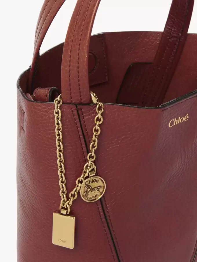 Small Chloé Spin tote bag in grained leather Small Chloé Spin tote bag in grained leather