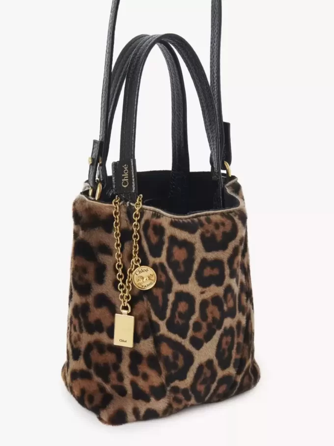 Small Chloé Spin tote bag in leopard-print shearling