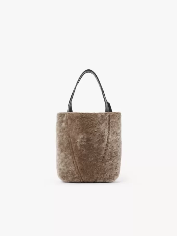 Small Chloé Spin tote bag in shearling Small Chloé Spin tote bag in shearling