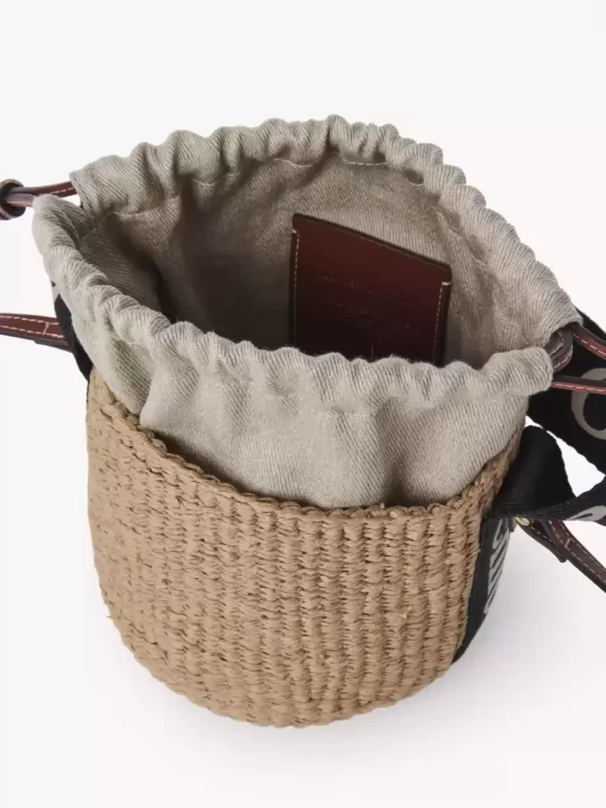 Small Woody basket in natural fibers