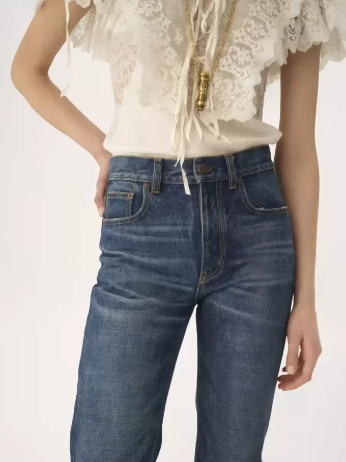 Straight jeans in denim Straight jeans in denim