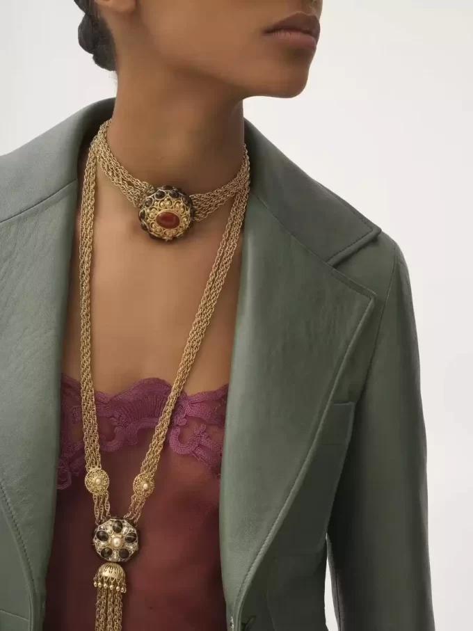 Tailored jacket in leather Tailored jacket in leather