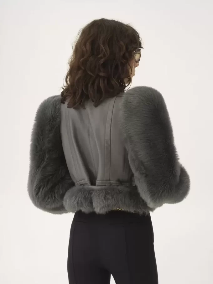 Tailored pants in wool gabardine Tailored pants in wool gabardine