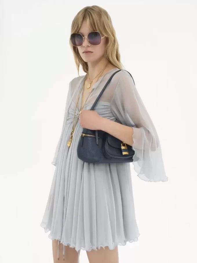 The 99 shoulder bag in grained leather The 99 shoulder bag in grained leather