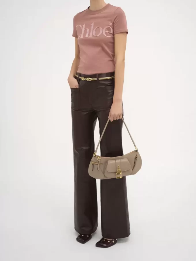 The 99 shoulder bag in grained leather The 99 shoulder bag in grained leather
