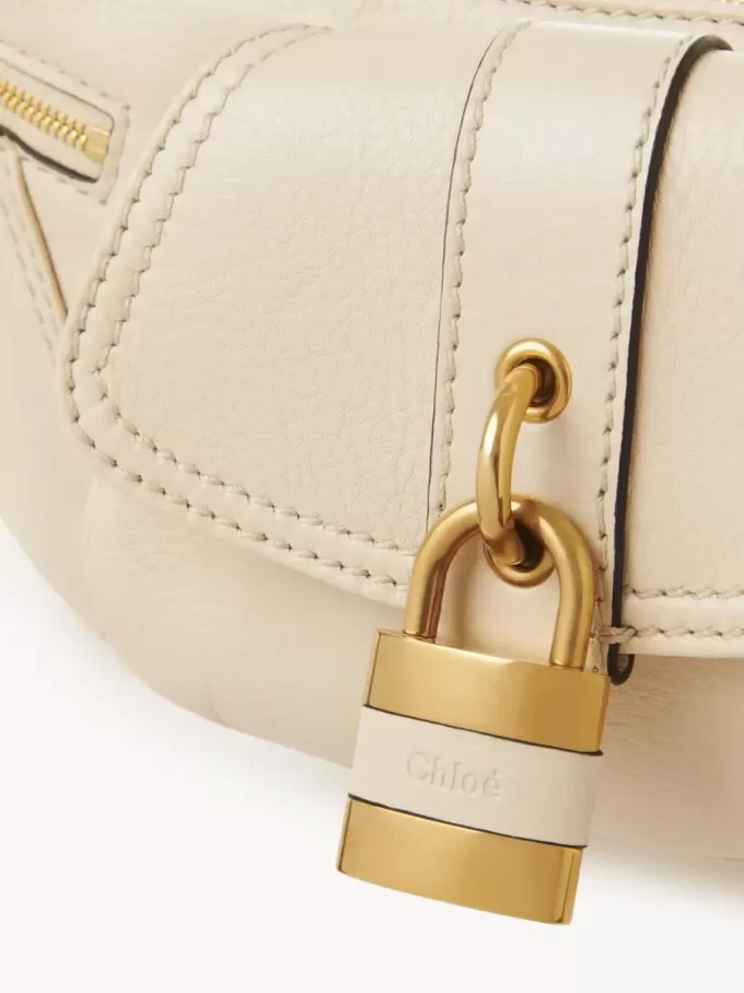 The 99 shoulder bag in grained leather The 99 shoulder bag in grained leather