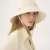 The Chloé Breeze bucket hat in cotton The Chloé Breeze bucket hat in cotton