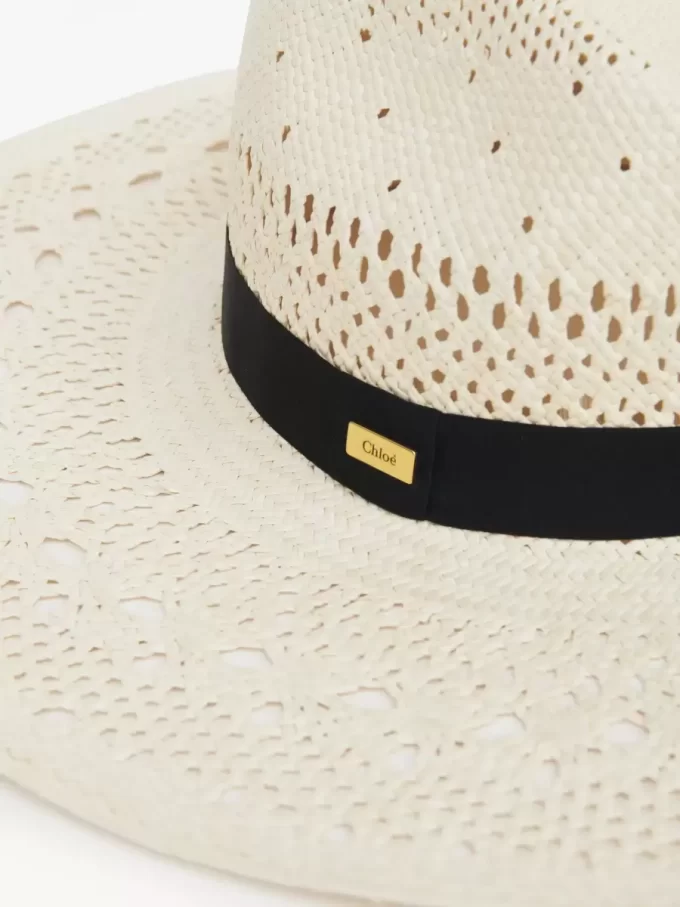 The Chloé Panama hat in palm straw The Chloé Panama hat in palm straw