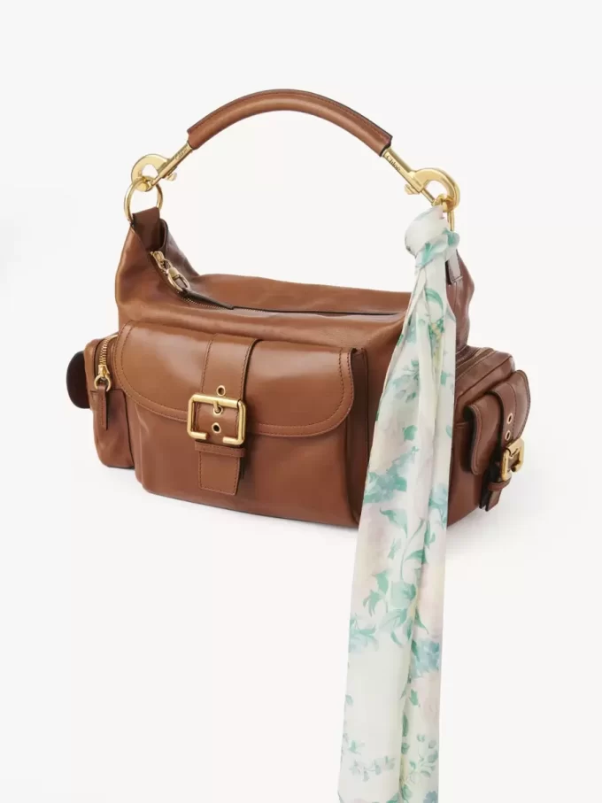 The Chloé Peonies bandeau scarf in silk charmeuse The Chloé Peonies bandeau scarf in silk charmeuse