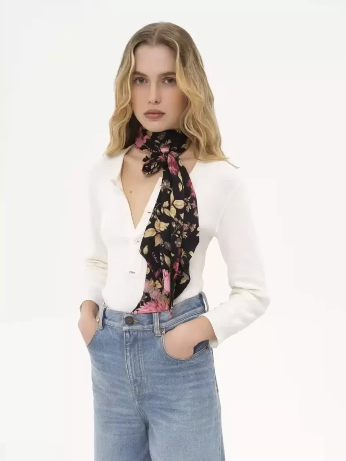 The Chloé Peonies wide bandeau scarf in silk charmeuse The Chloé Peonies wide bandeau scarf in silk charmeuse