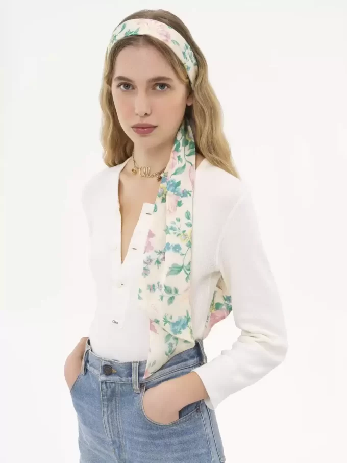 The Chloé Peonies wide bandeau scarf in silk charmeuse The Chloé Peonies wide bandeau scarf in silk charmeuse