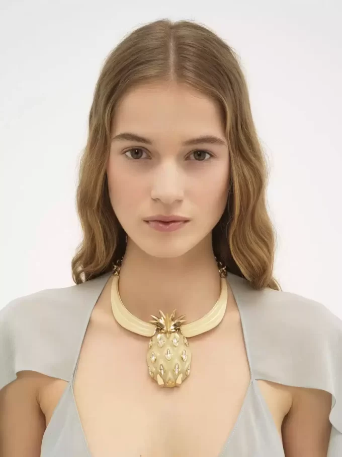 The Chloé Pineapple necklace The Chloé Pineapple necklace