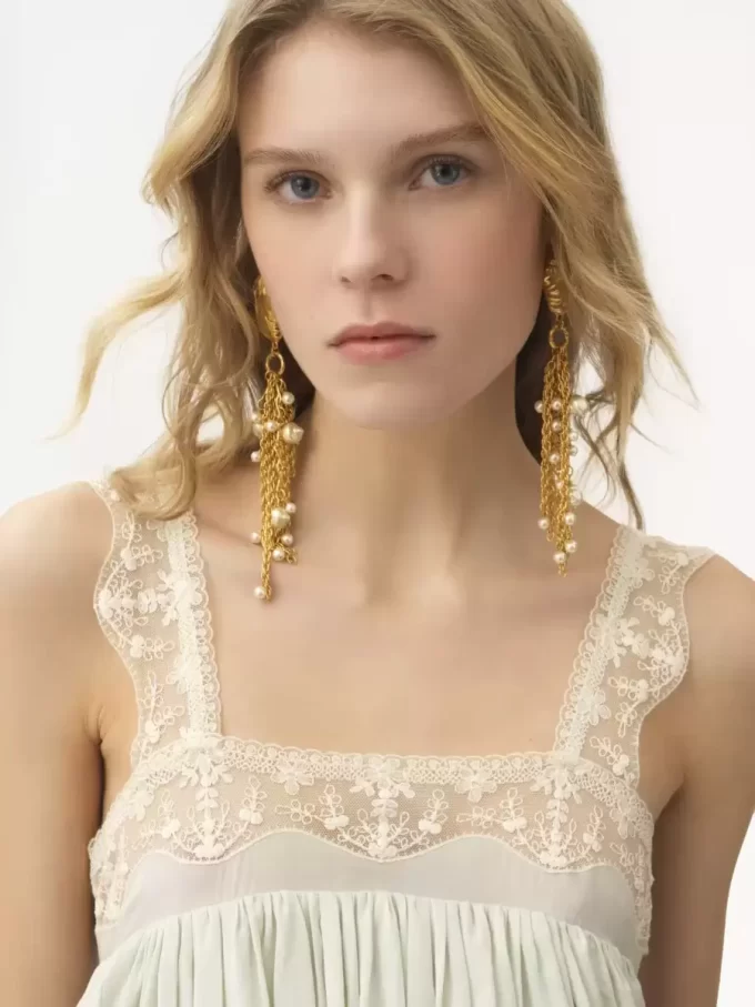 The Chloé Shells earrings The Chloé Shells earrings