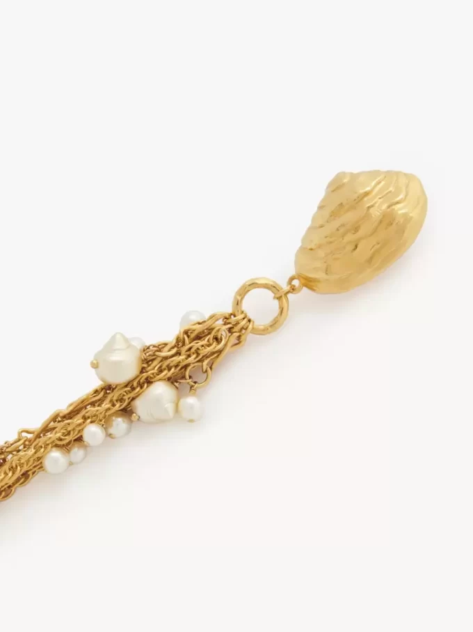 The Chloé Shells earrings The Chloé Shells earrings
