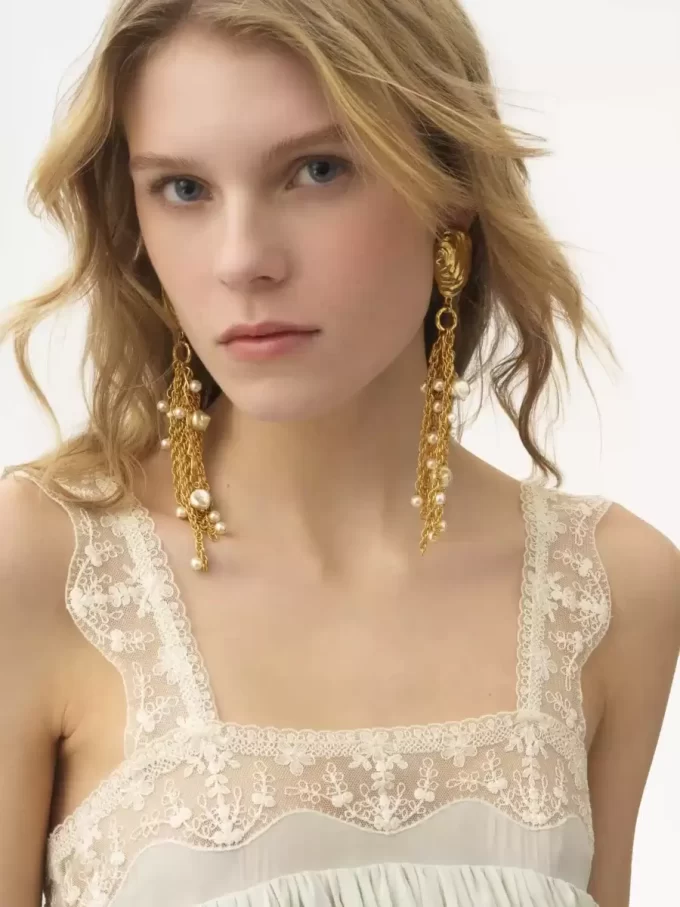 The Chloé Shells earrings The Chloé Shells earrings