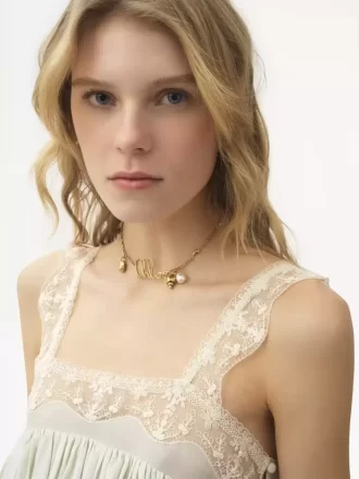 The Chloé Shells necklace The Chloé Shells necklace