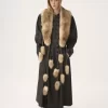 The Treasure Tails scarf in shearling The Treasure Tails scarf in shearling