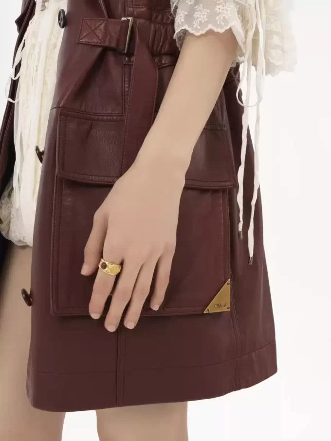 Utilitarian vest in leather Utilitarian vest in leather