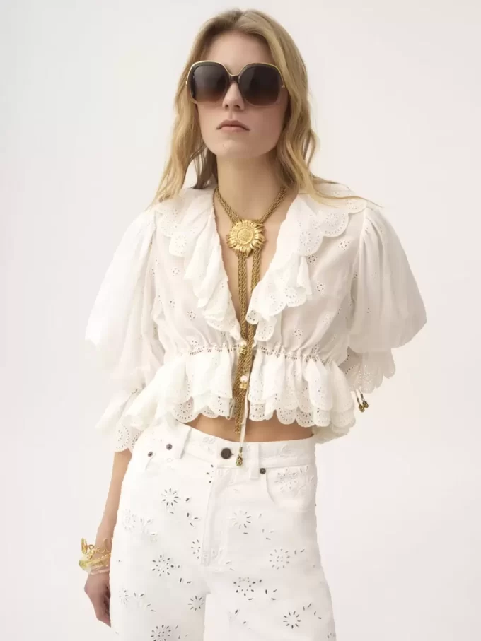 V-neck ruffle top in cotton voile V-neck ruffle top in cotton voile